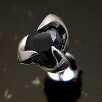 2PIECES （ツーピーシーズ）のアクセサリー/ピアス