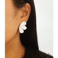 BUYSENSE（バイセンス）のアクセサリー/ピアス