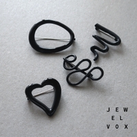 Jewel vox（ジュエルボックス）のアクセサリー/ブローチ・コサージュ