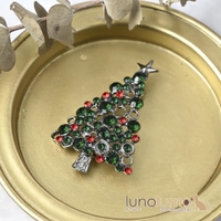 lunolumo（ルーノルーモ）のアクセサリー/ブローチ・コサージュ