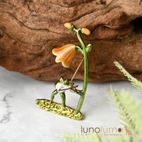 lunolumo（ルーノルーモ）のアクセサリー/ブローチ・コサージュ