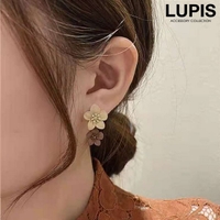 LUPIS（ルピス）のアクセサリー/ピアス