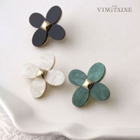 VINGTAINE（ヴァンテーヌ）のアクセサリー/ブローチ・コサージュ