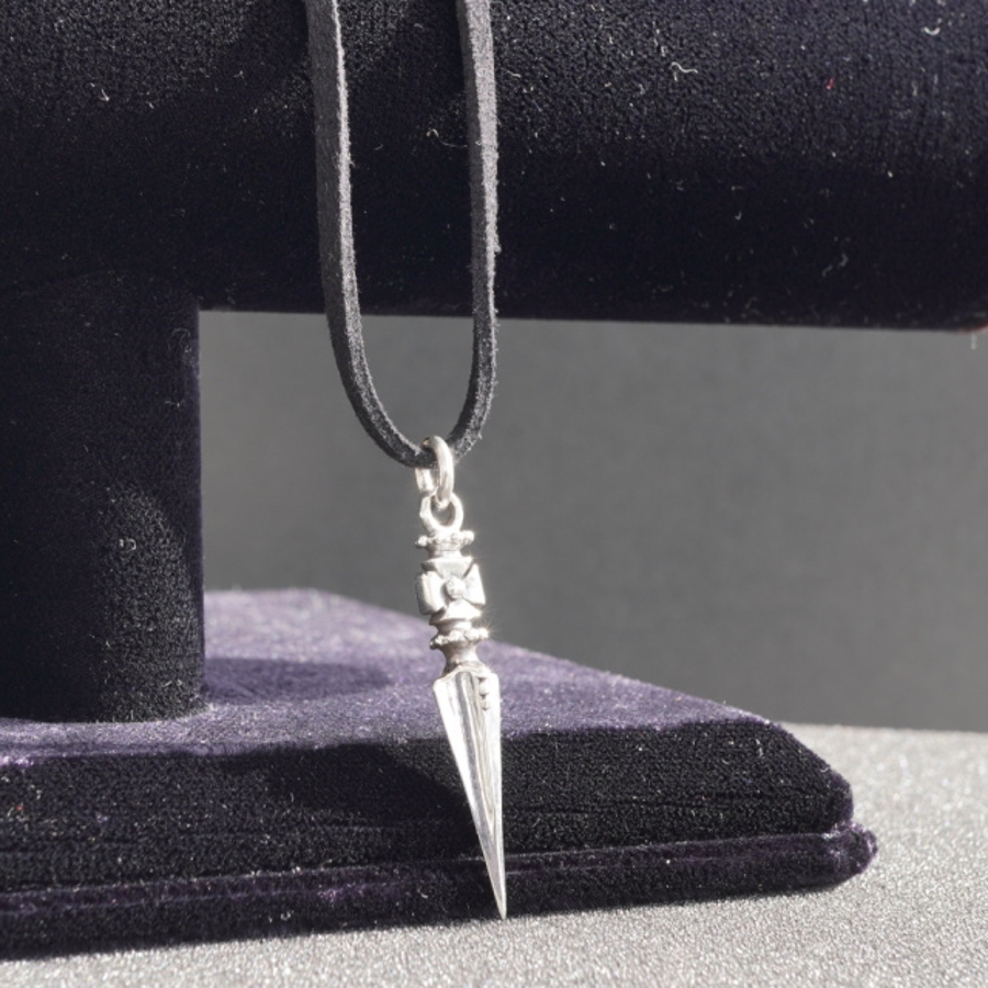 ダガー　シルバー 剣型ペンダント ネックレス gu-atpn-002_0.jpg