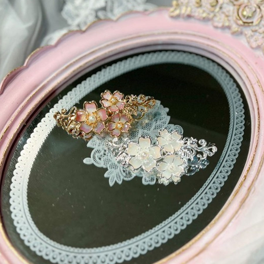 桜モチーフヘアクリップ[品番：IGAW0004617]｜axes femme（アクシーズ