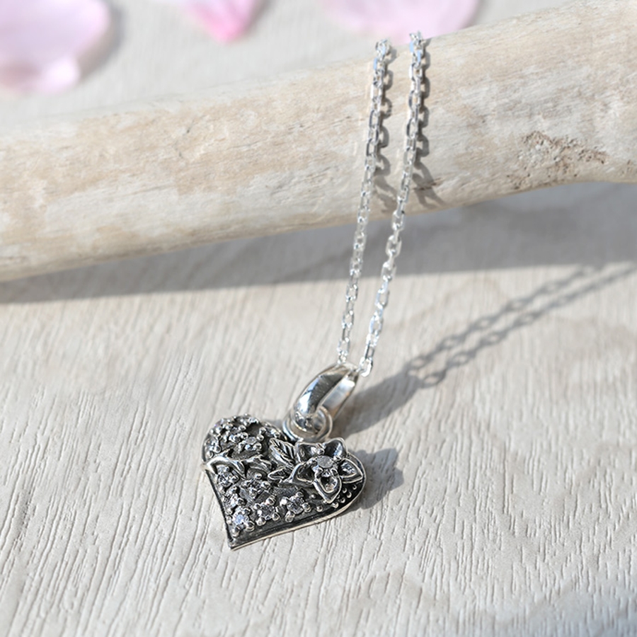 ブチェラッティ ブロッサム ネックレス リング ピアス セット シルバー 単品可 Blossoms Sapphires: earrings, bracelet and necklaces