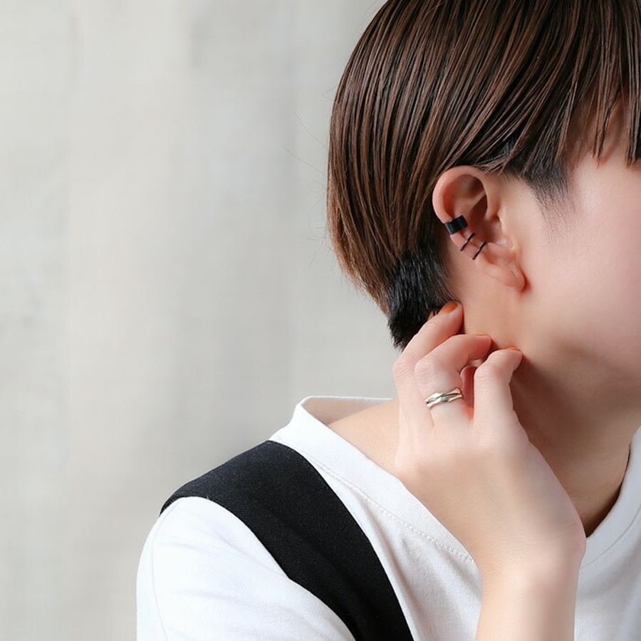 ステンレス ダブルリング重ね付け風 イヤーカフ 片耳用 1個売り[品番