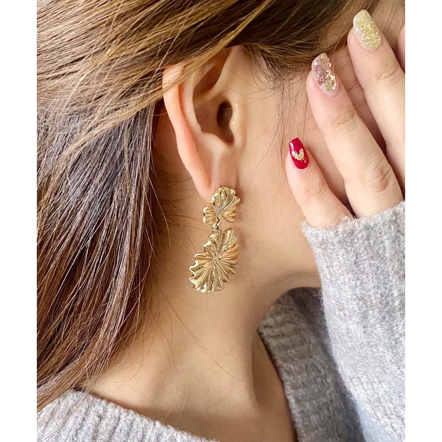 リーフモチーフデザインピアス emouv ピアス[品番：BYST0002125