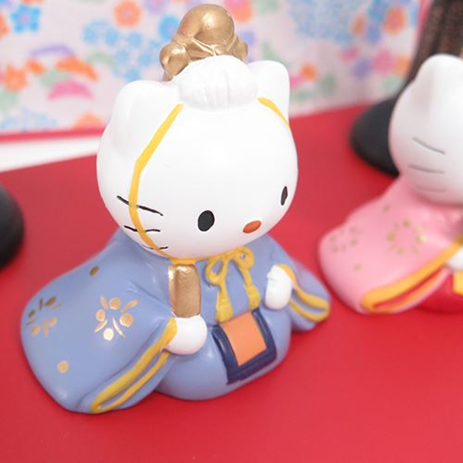 ハローキティ ひな祭り 雪洞付ミニ雛人形[品番：BREW0080057