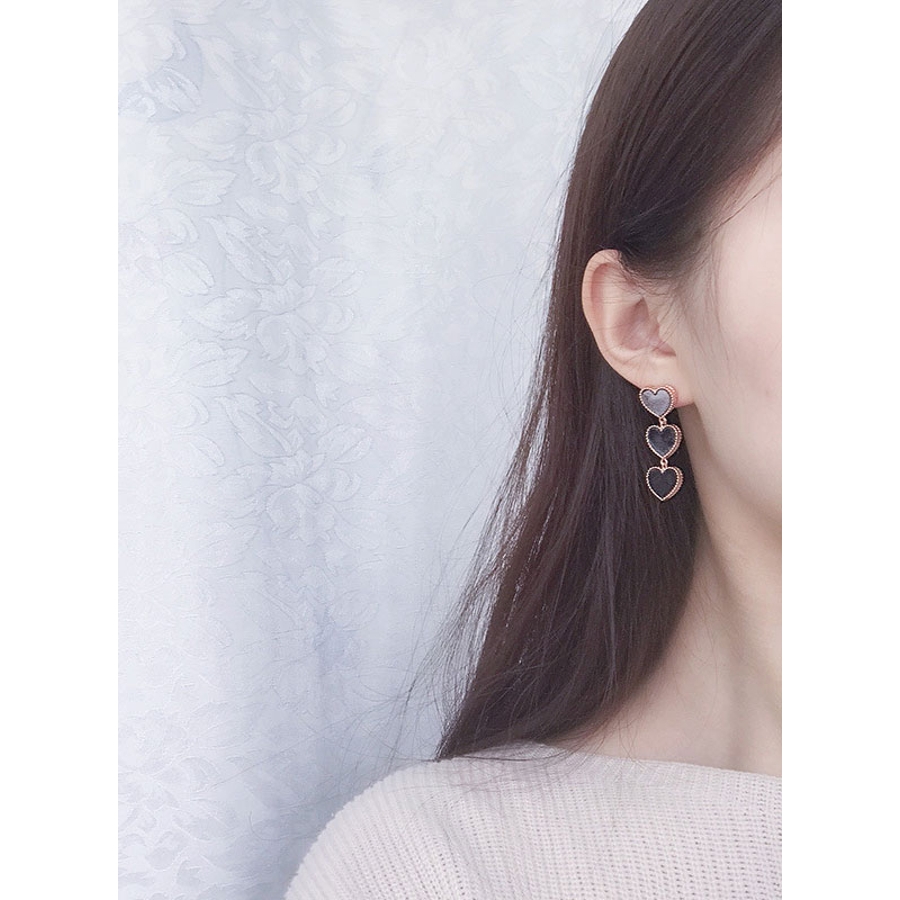 ピアス 3連ハートモチーフ ベルベット 三色切替[品番：HITW0002720