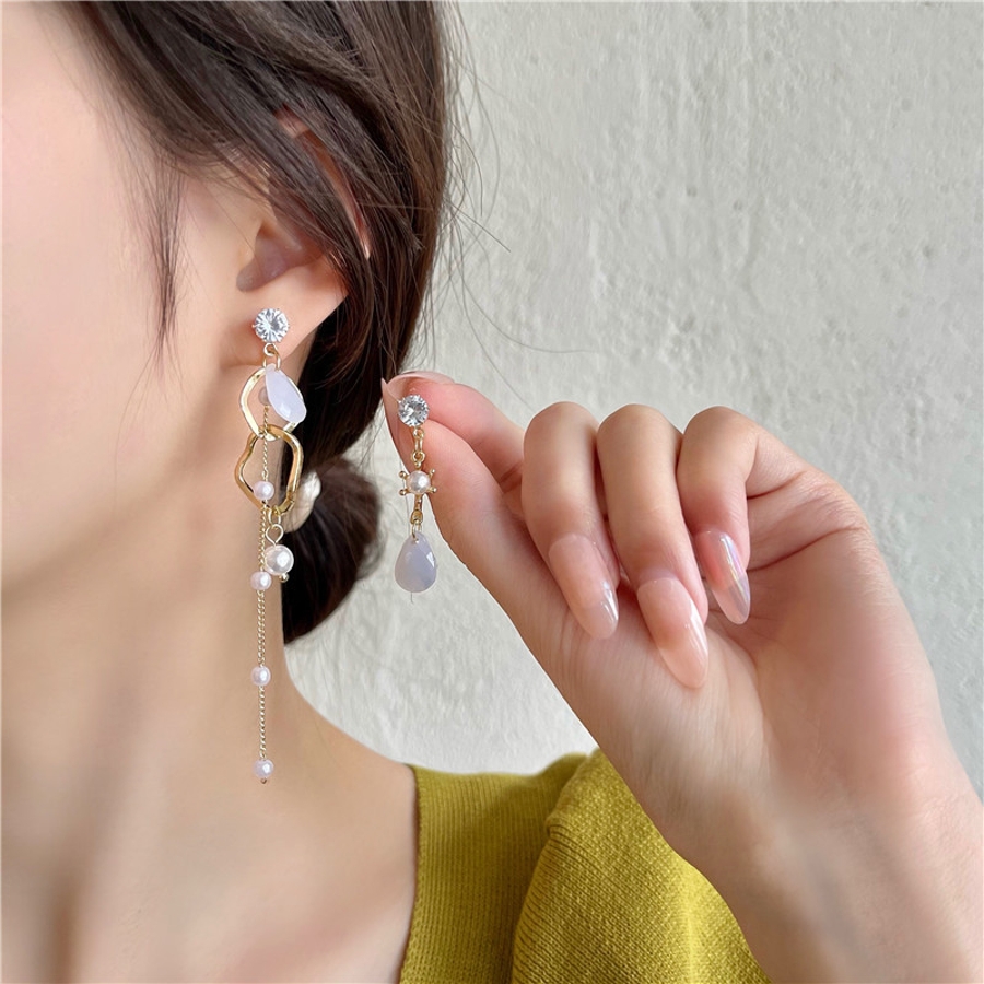 ACCENTUATE アシンメトリーパールピアス-