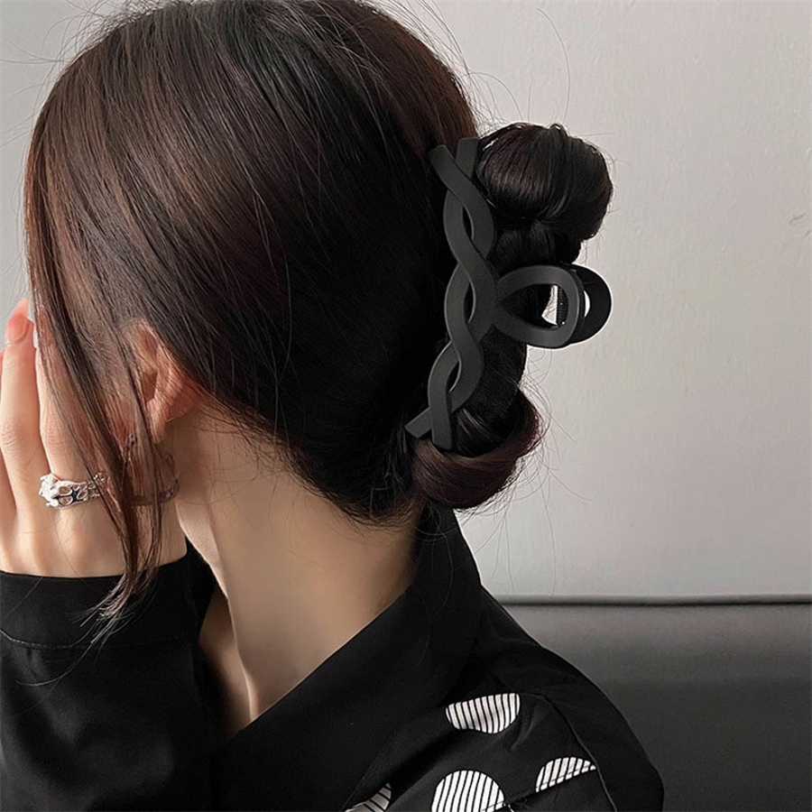 Three Four Time ヘアクリップ アセチサイズレステールクラッチ