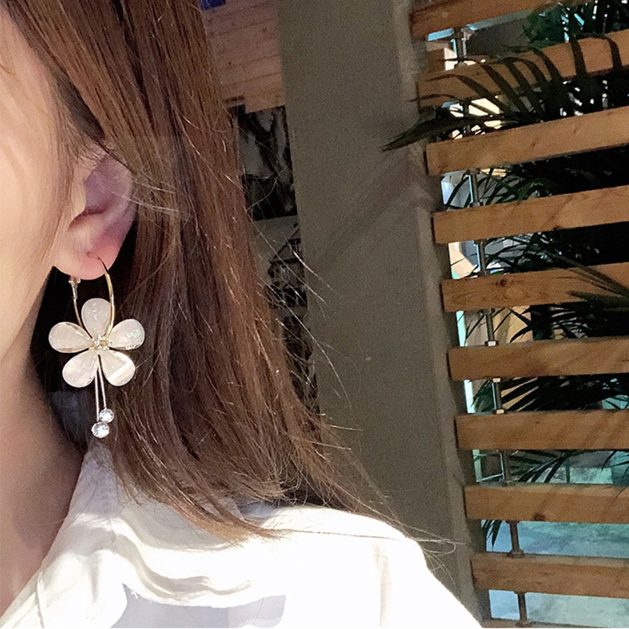 【はなはなはなこ】 シシクイ フープピアス　2セット ピアス フープピアス フラワーピアス[品番：HNAW0002824]｜HANAHANA