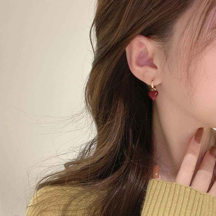 大人のワインレッドハートピアス ハート ぷっくり[品番 大人のワインレッドハートピアス ハート ぷっくり[品番