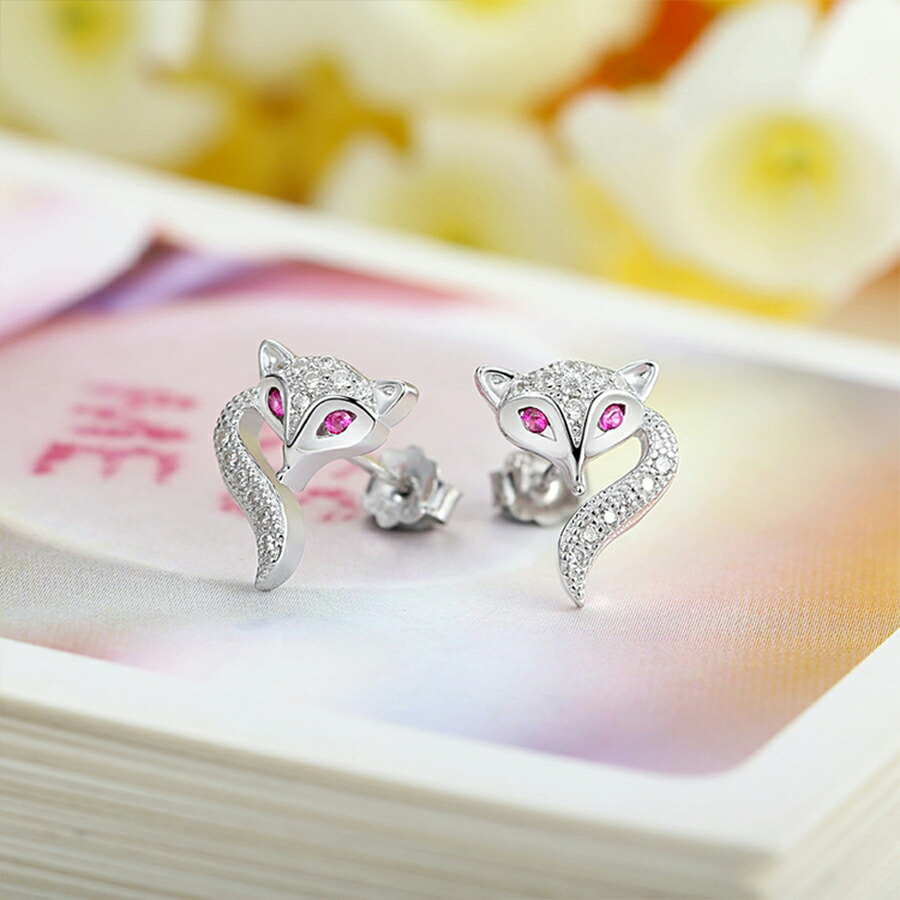キツネ尻尾ピアス(銀狐) | EmiriA online shop