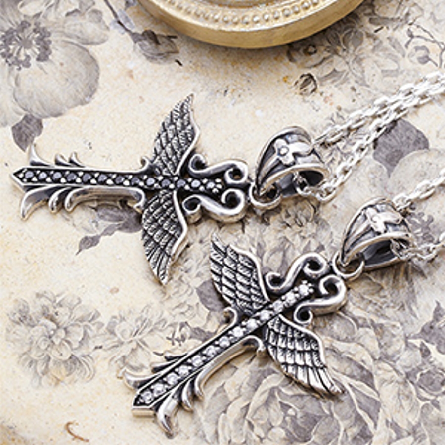 シルバー925製 翼の生えた十字架ネックレス 50cmチェーン[品番