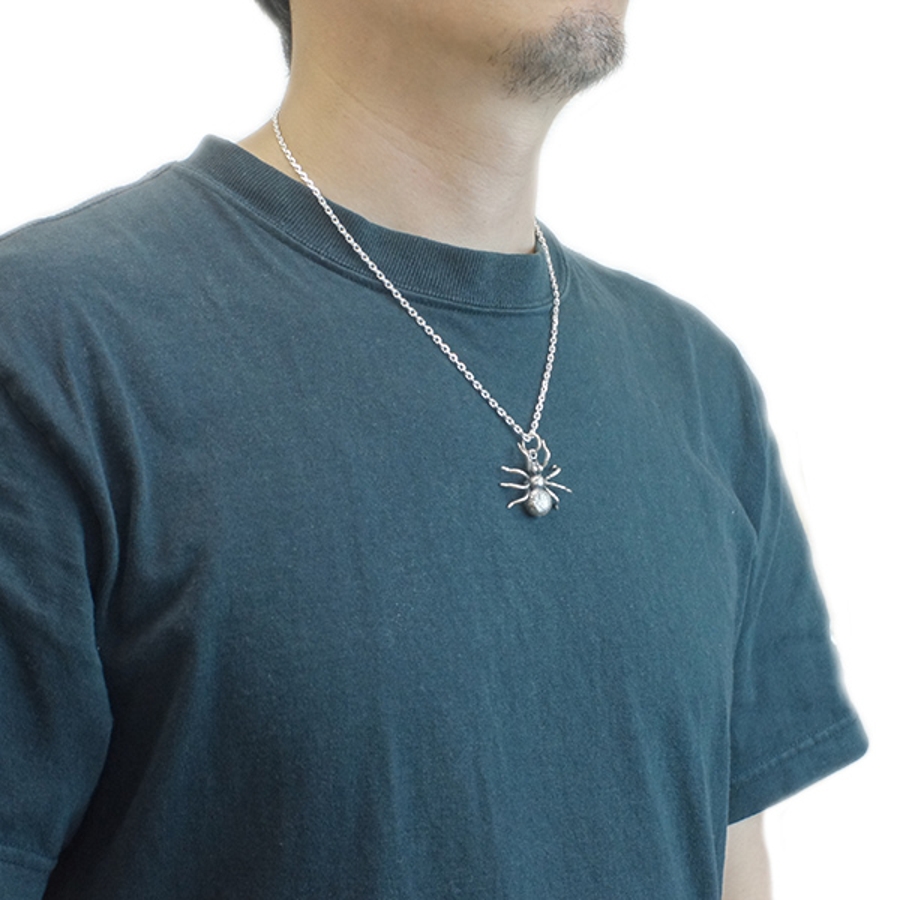 スパイダーモチーフ ネックレス メンズネックレス スパイダーモチーフシルバーネックレスペンダント