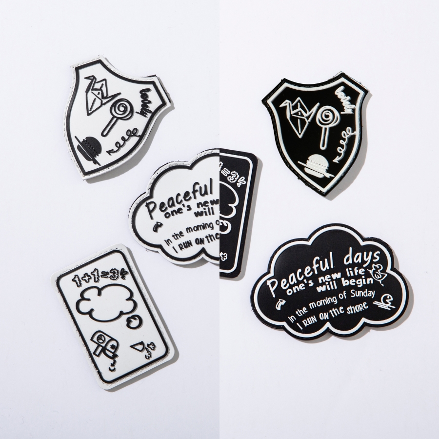 1PIU1UGUALE3 RELAX シリコンワッペン5枚セット[品番：SHNM0002714