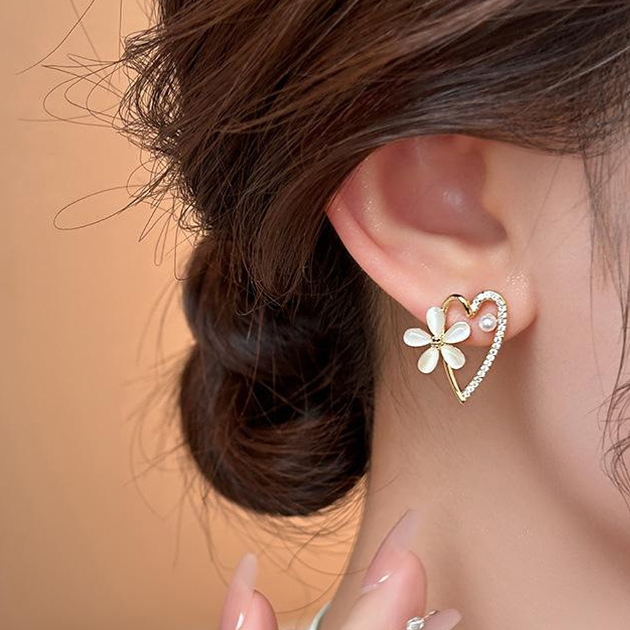 驚きの値段で ピアス はな[品番：JRKW0005243]｜shoppinggo ハート アクセサリー