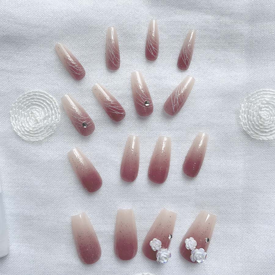 ネイルチップ 花 シンプル[品番：JRKW0004213]｜shoppinggo