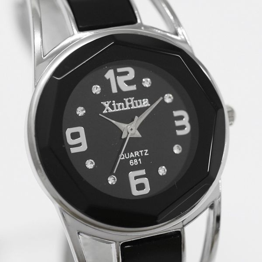 専用730 CITIZEN xc カットガラス レディース バングル 黒文字盤 専用