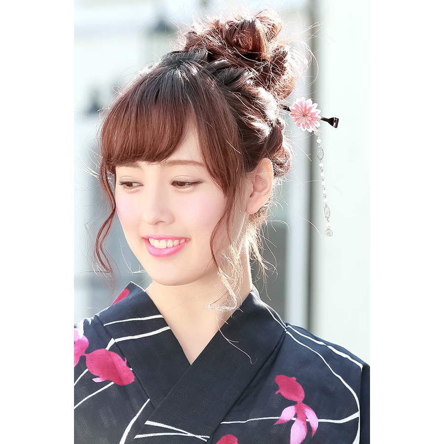 つまみ細工髪飾り 簪 かんざし 成人式 振袖 花 赤 ピンク 紫 黄色 品番 Sbew Soubien ソウビエン のレディースファッション通販 Shoplist ショップリスト