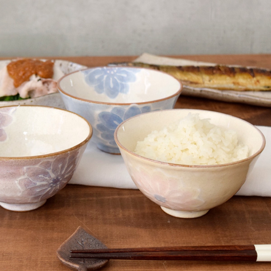 お茶碗 淡彩花 手描き一珍和食器[品番：ADMH0001255]｜TABLE