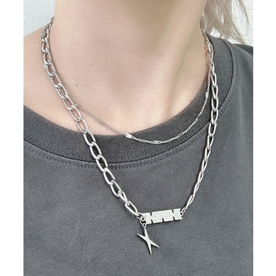 2連で華やかな首元に♪ LouisVuitton レディ ネックレス Silver 2連で華やかな首元に♪ LouisVuitton レディ ネックレス Silver