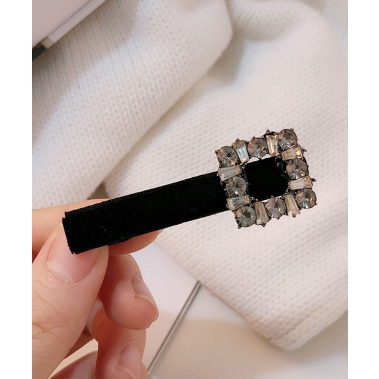 CHANEL ヘアピアス　ヘアピン　星　バレッタ　ブローチ　ピンブローチ　ニット Amazon | ヘアピン ヘアクリップ バレッタ 星 月 宇宙 惑星
