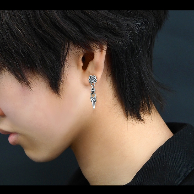 スウィングする薔薇_シルバー925製ピアス/pi0569