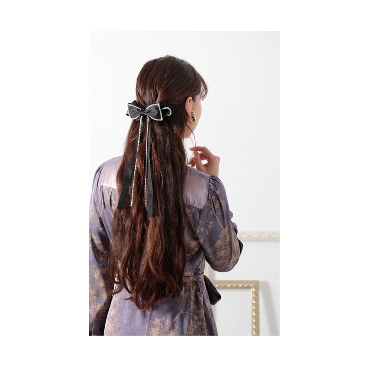 レディース アクセサリー ヘアアクセサリー 女性用 ビジュー付きリボン ヘアクロウ 1個、髪の装飾に最適、エレガントなファッション