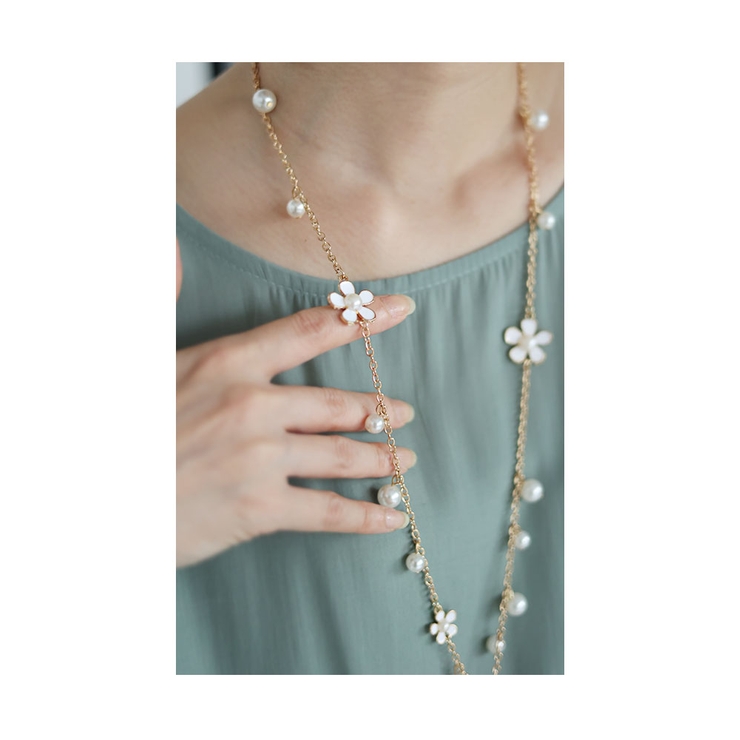 艶めくパールとお花のラリアットネックレス【8月9日20時販売新作】