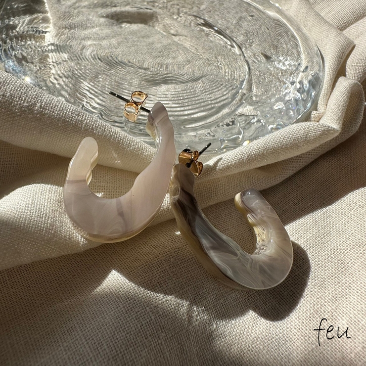 アイボリー | MARBLE PLATE PIERCE | feu