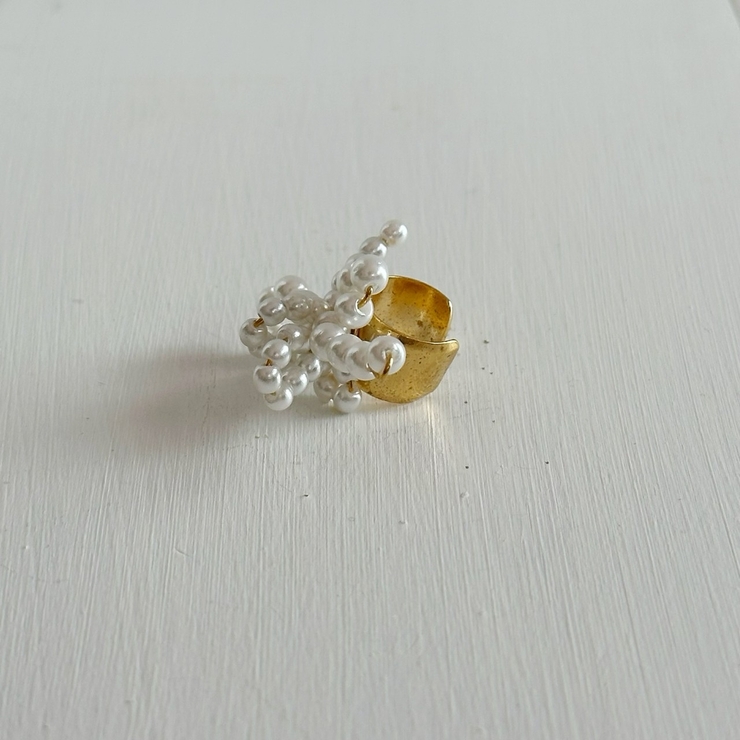 パールイヤーカフ 樹脂パール 片耳 | feu | 詳細画像5 