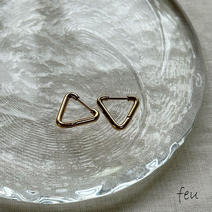 ゴールド | サージカルステンレスピアス キャッチレス 小ぶり | feu