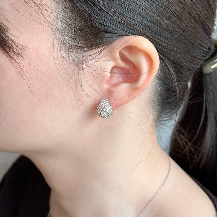 ミニピアス 丸型 フィット感[品番：FEUW0002020]｜feu（フゥー