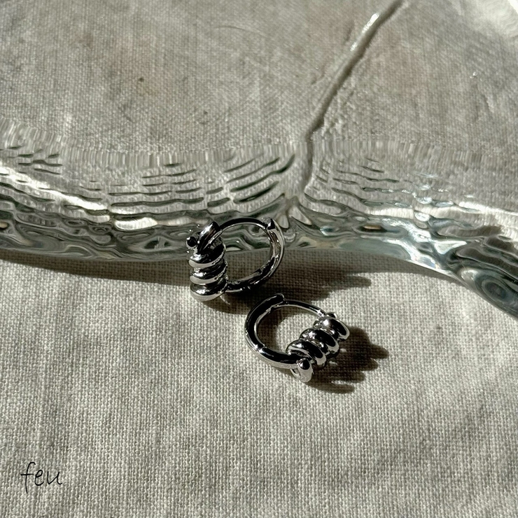 シルバー | ミニフープピアス キャッチレス デザイン | feu
