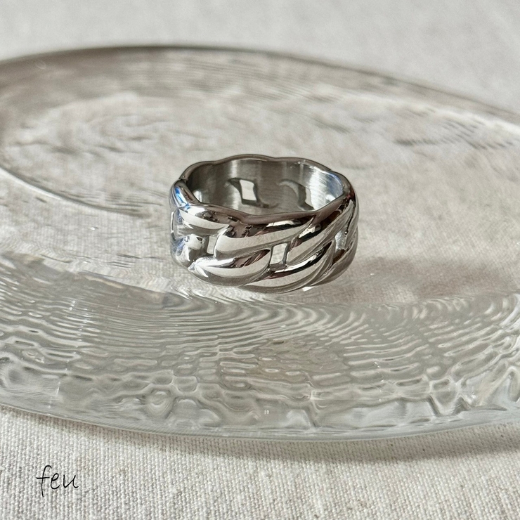 シルバー | サージカルステンレスリング アレルギー対応素材 上品 | feu