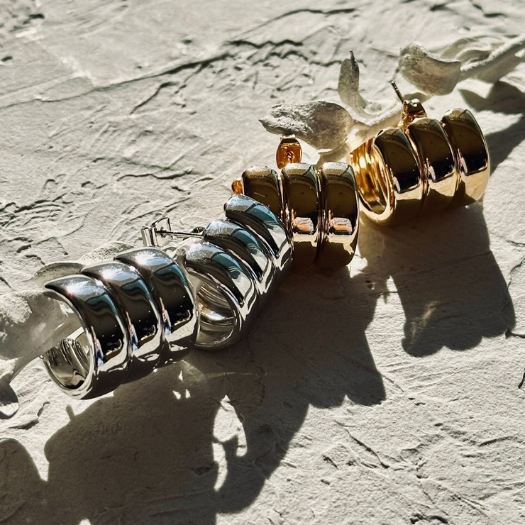 ボリュームフープピアス アクセント アイキャッチ | feu | 詳細画像14 