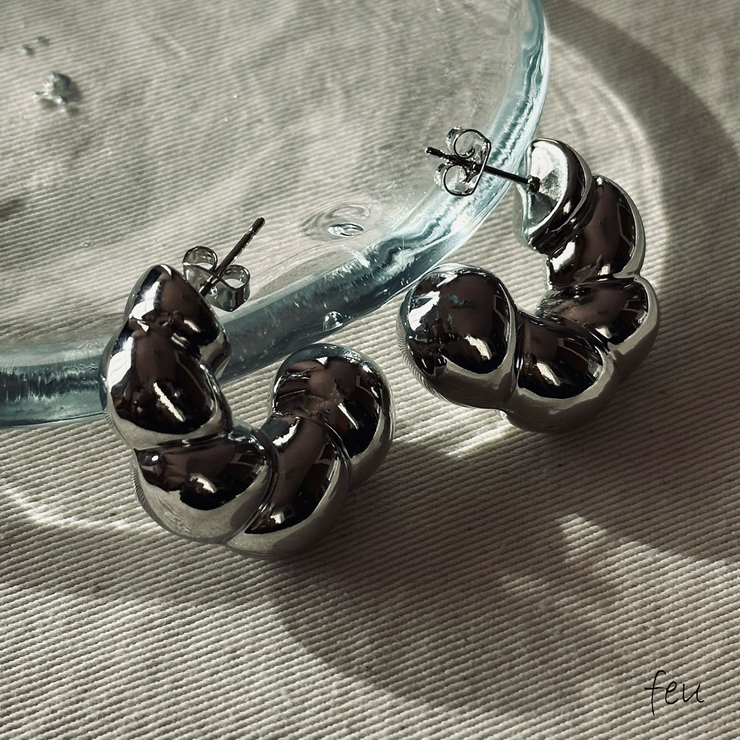 シルバー | フープピアス ボリューム モコモコ | feu