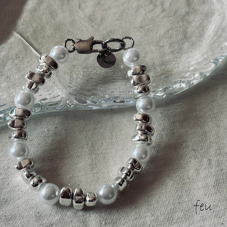 ホワイト | サージカルステンレス ブレスレット バングル | feu