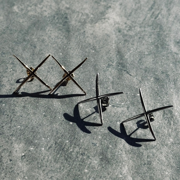 ピアス クロスデザイン アクセントデザイン | feu | 詳細画像2 