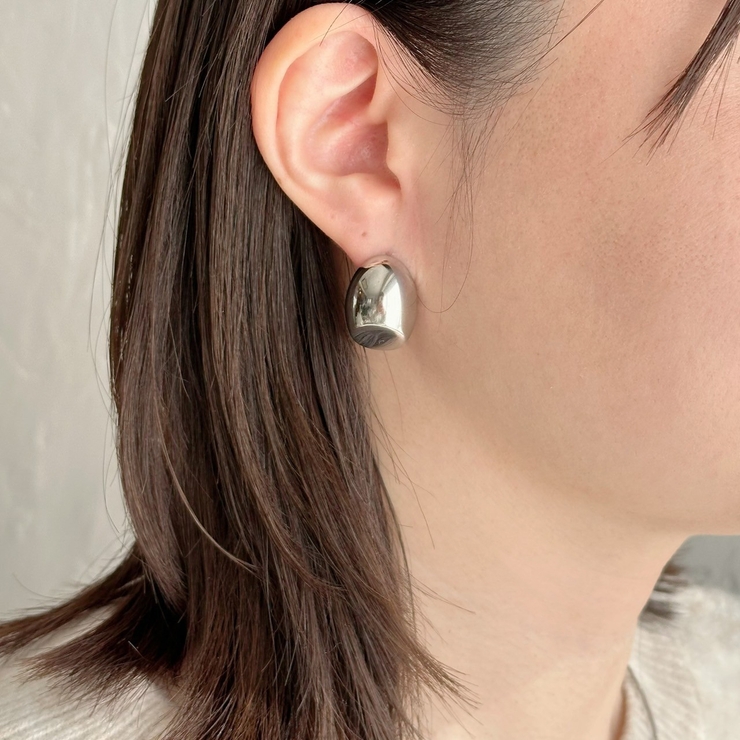 サージカルステンレス ボリュームピアス 金属アレルギー対応素材 | feu | 詳細画像3 