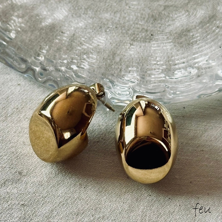 ゴールド | サージカルステンレス ボリュームピアス 金属アレルギー対応素材 | feu