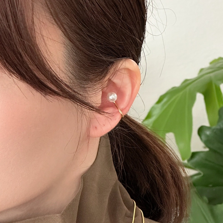サージカルステンレス イヤーカフ 樹脂パール | feu | 詳細画像10 