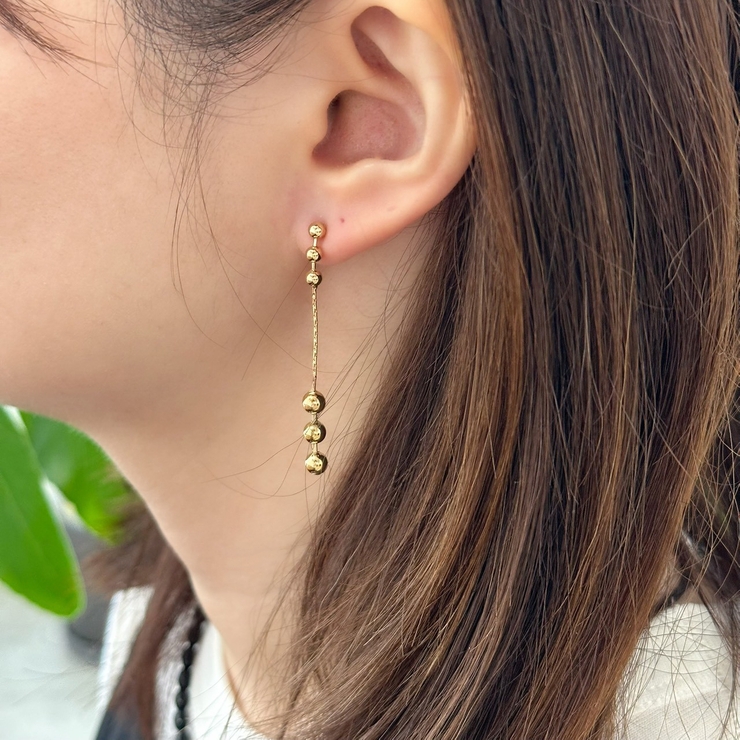 ボールチェーンピアス 揺れる 華奢 | feu | 詳細画像2 