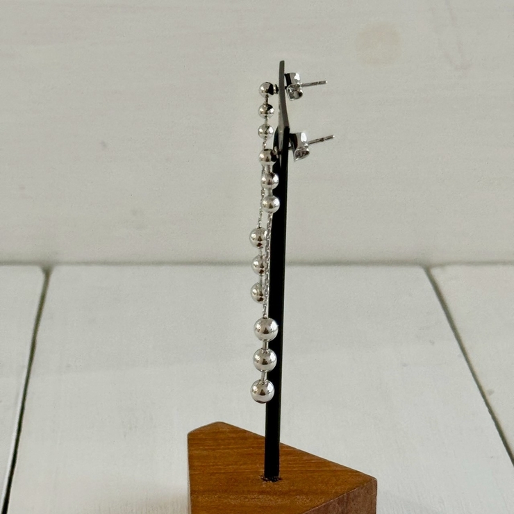 ボールチェーンピアス 揺れる 華奢 | feu | 詳細画像6 