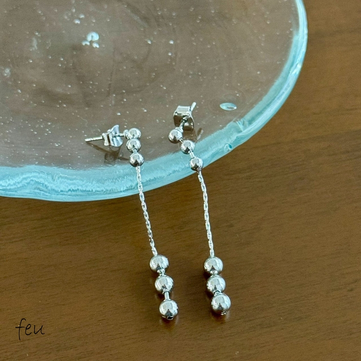 シルバー | ボールチェーンピアス 揺れる 華奢 | feu