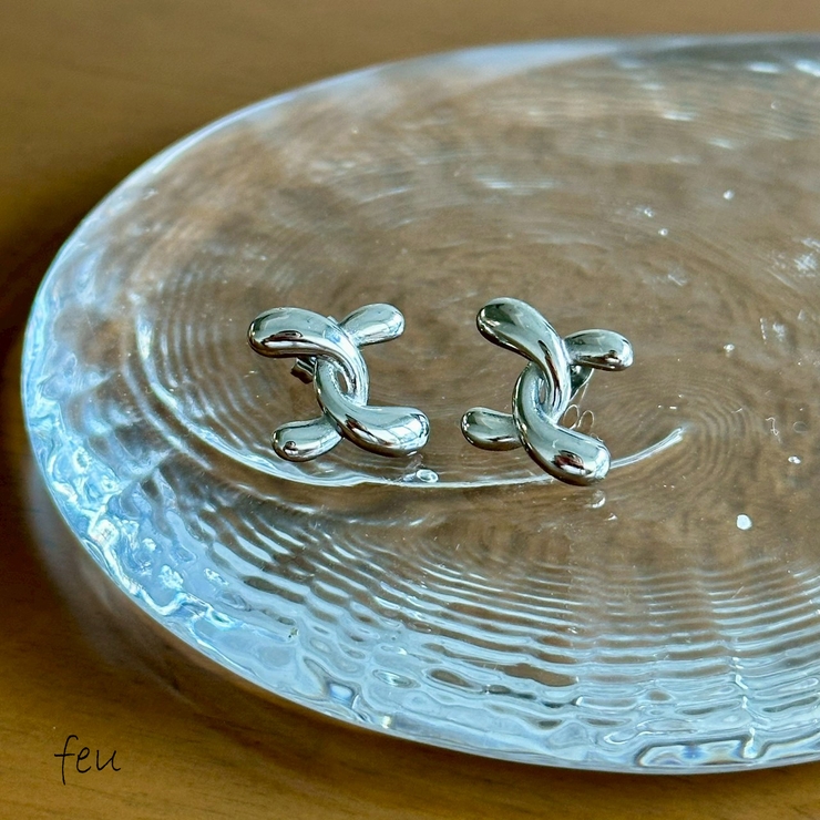 シルバー | サージカルステンレス ピアス 小ぶり | feu