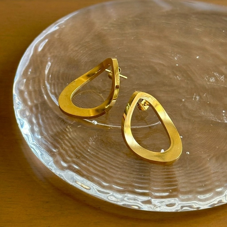 ゴールド | サージカルステンレス ピアス 大ぶり | feu